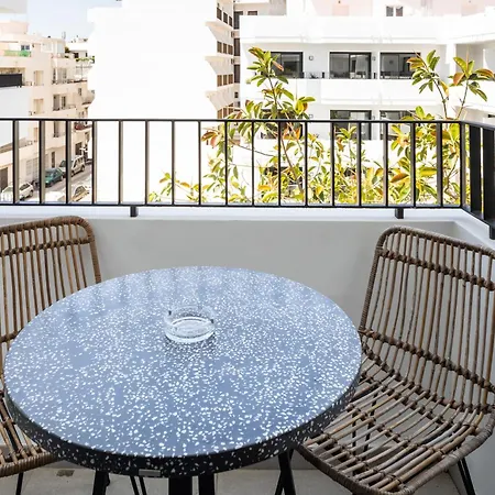 Lägenhetshotell Casita Blanca - Adults Only San Antonio (Ibiza)